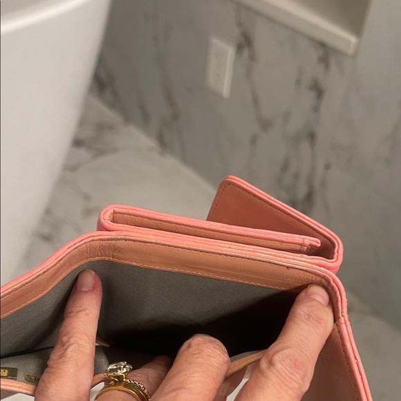 CHANEL Coral Floral Embossed Wallet - Picture 6 of 10